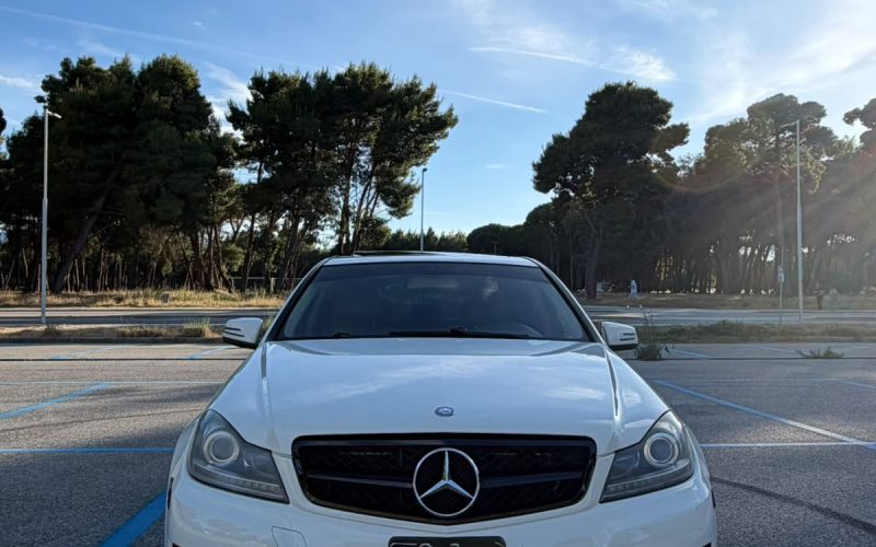 MERCEDES-BENZ C-CLAS